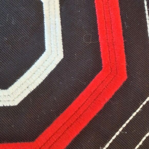 Ann Taylor Geometric Embroidered Pencil Skirt sz 10 Edgy Career Black Red White - Picture 11 of 12